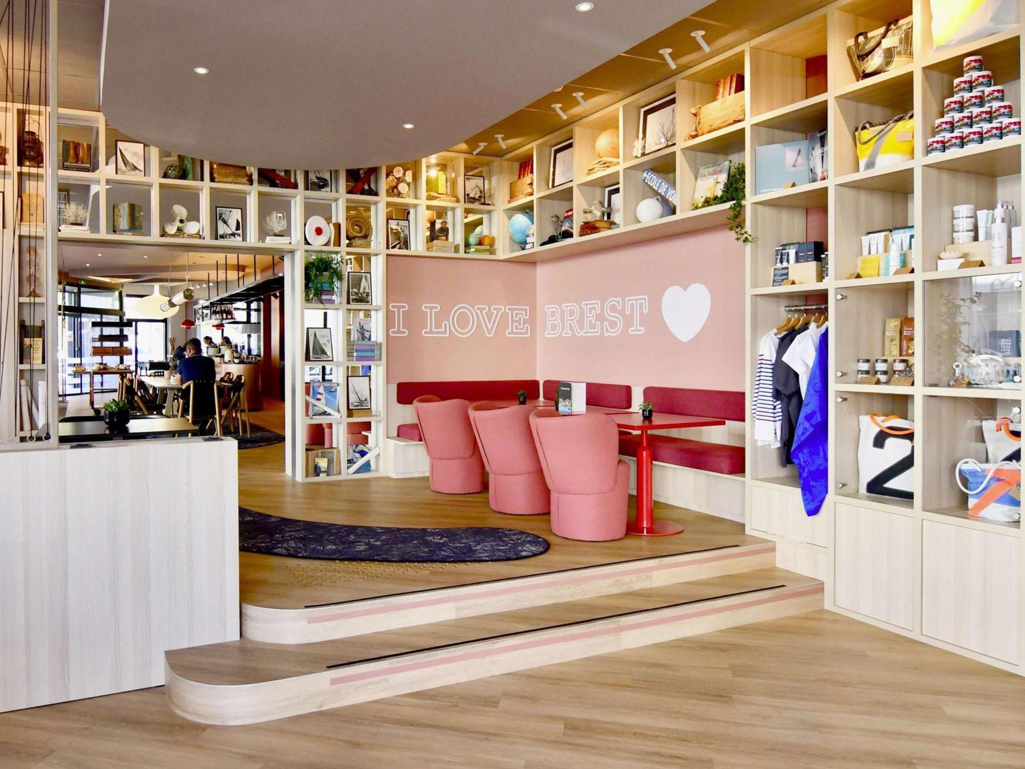 Ibis Budget Brest Centre Port Екстер'єр фото